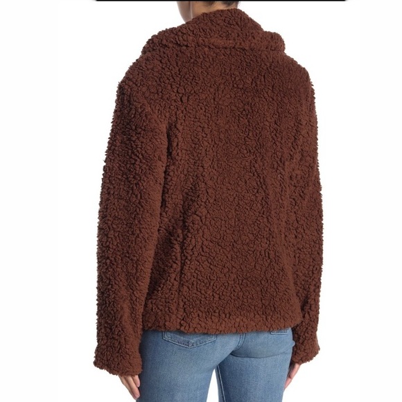 Caslon Fleece Faux Shearling Jacket in Chino Brown - Picture 3 of 8